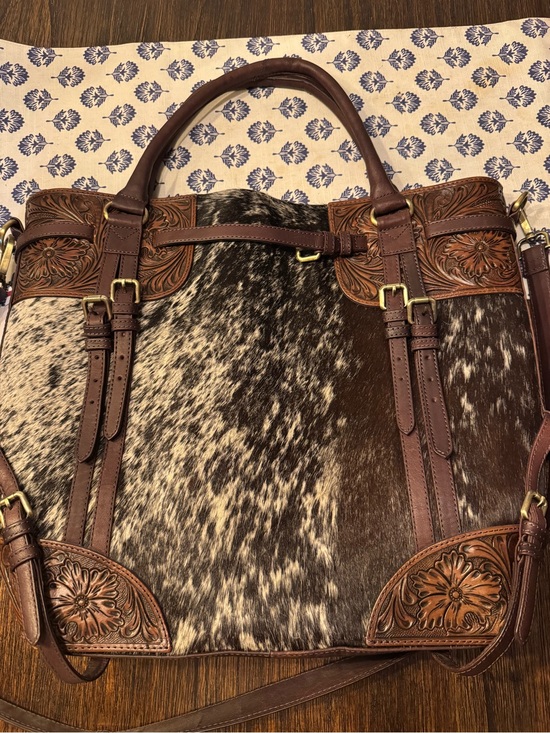American Darling Handbags - American Darling Cowhide Tooled Leather Concealed Carry Tote Bag - NWT !!!